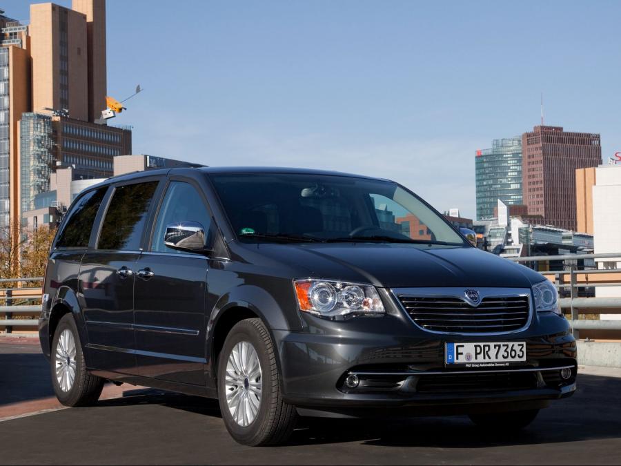  Lancia Voyager 2011 года  (фото 53 из 66)